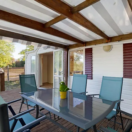 Mobil-home Des Autruches Hébergement de vacances